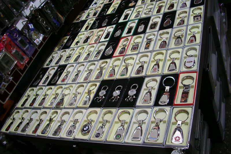 Display of key blanks at a key cutting stall